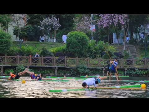 Chinese university introduces single bamboo drifting to PE classes