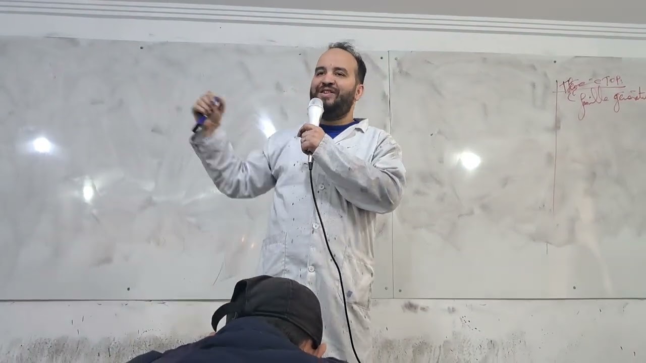 MATH 2: combinaison linéaire et famille génératrice