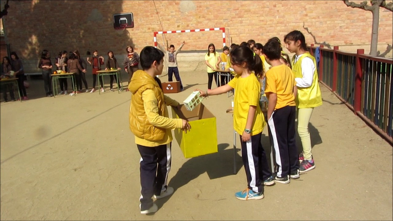 Lipdub Escola Arrels dels Alamús · Reduir · Reutilitzar · Reciclar et fa gran!