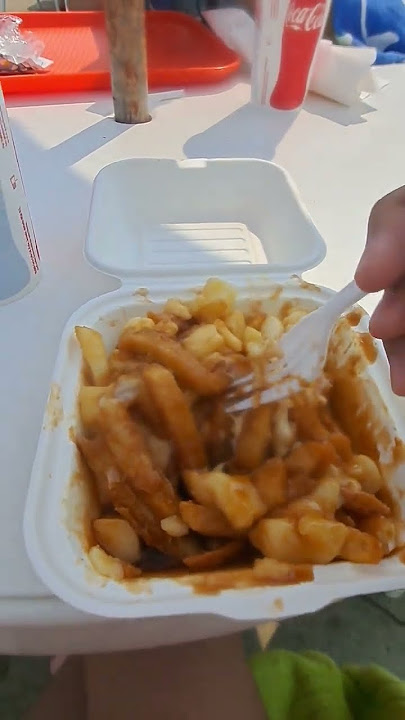yummy poutine #shortvideo  #shorts