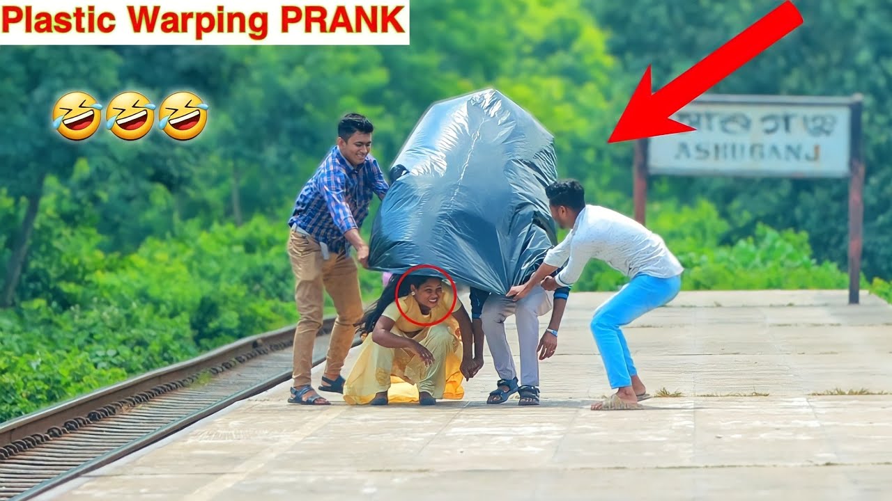 Plastic Warping People PRANK | So Funny Videos | Try To Not Laugh | ComicaL TV