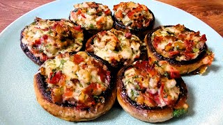 картинка: Фаршированные грибы с беконом и сыром. Легкий и вкусный рецепт!