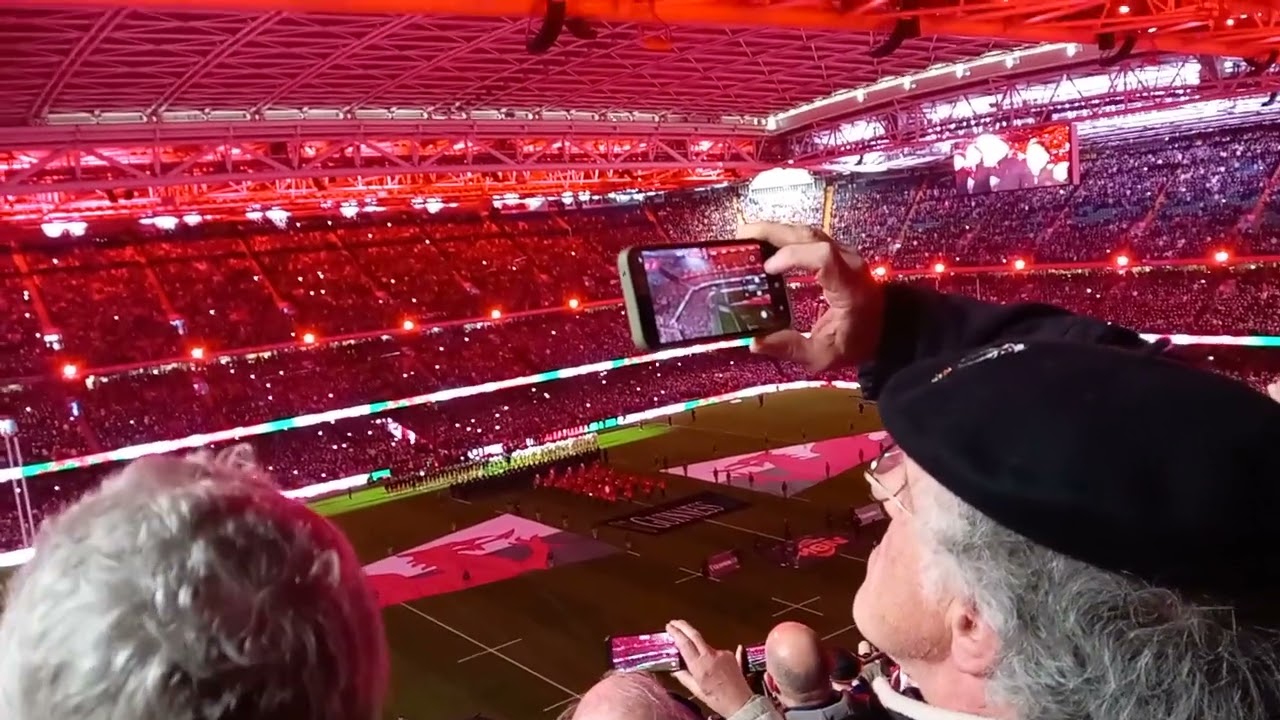 Welsh national anthem at the Wales vs France  rugby game