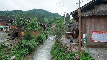 China rural village walk. Streams run through this traditional Miao village. Wudong(乌东村), Guizhou・4K