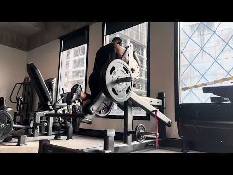 Glute Builder - Pendulum Kickback