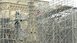 Notre-Dame workers start removal of fire-damaged scaffolding | AFP