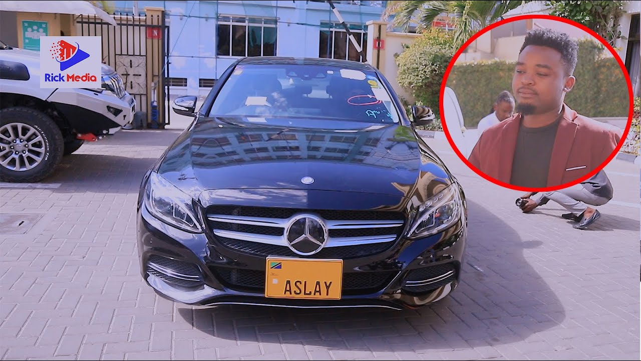 Tazama ASLAY alivyoingia na MSAFARA wa MAHAGARI ya KIFAHARI kuzungumza na WANAHABARI......