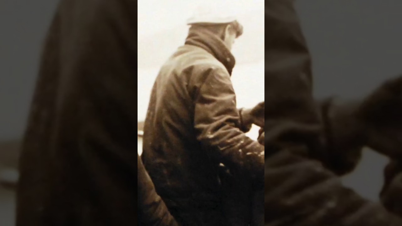 What Made WWII Navy Deck Jackets So Warm?