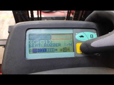 The SPH button and speed settings on the Toyota  7 FBMF Forklift