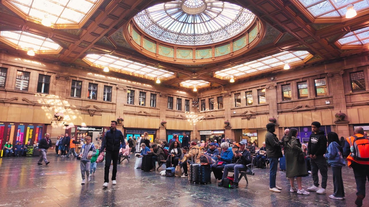 Inside Edinburgh’s Waverley Station & Market – A Walk Through Time