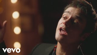 Watch Jamie Cullum Its Christmas video