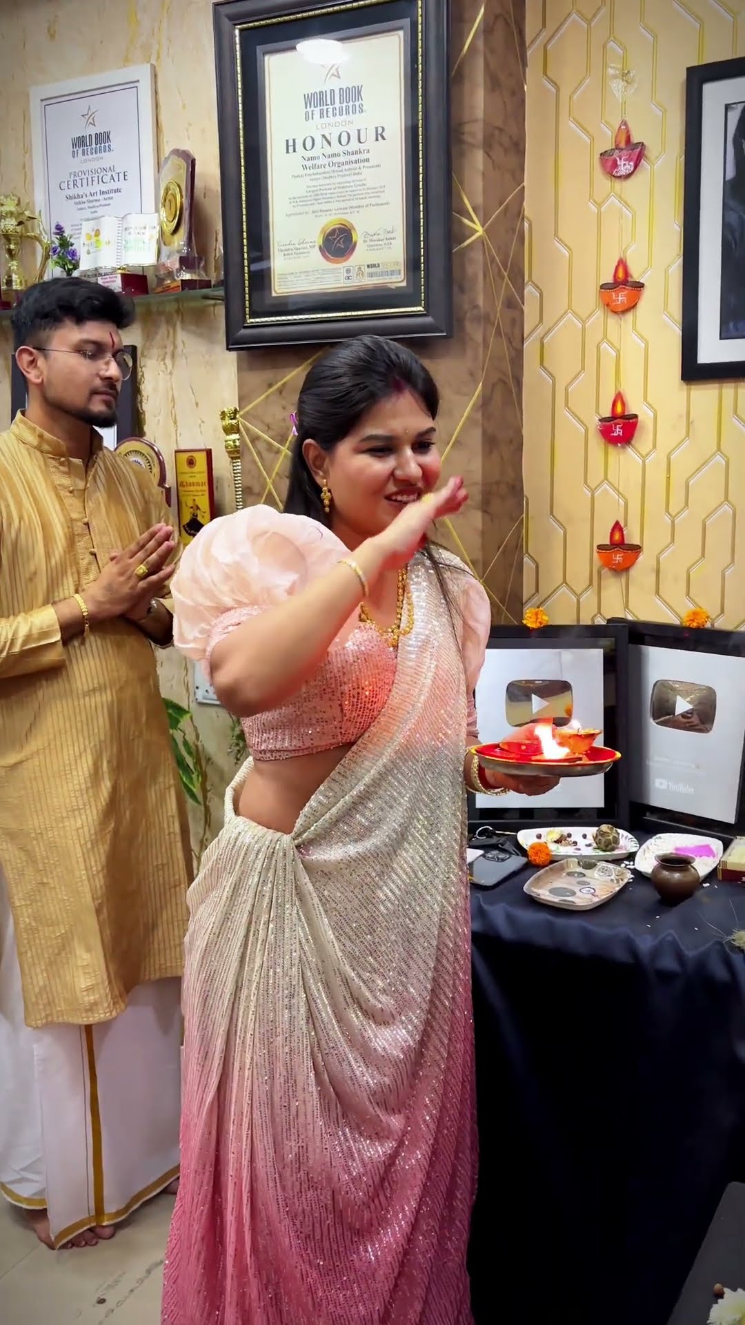 Happy Diwali my Youtube family ?❤️ #shorts #artistshikshasharma #diwali