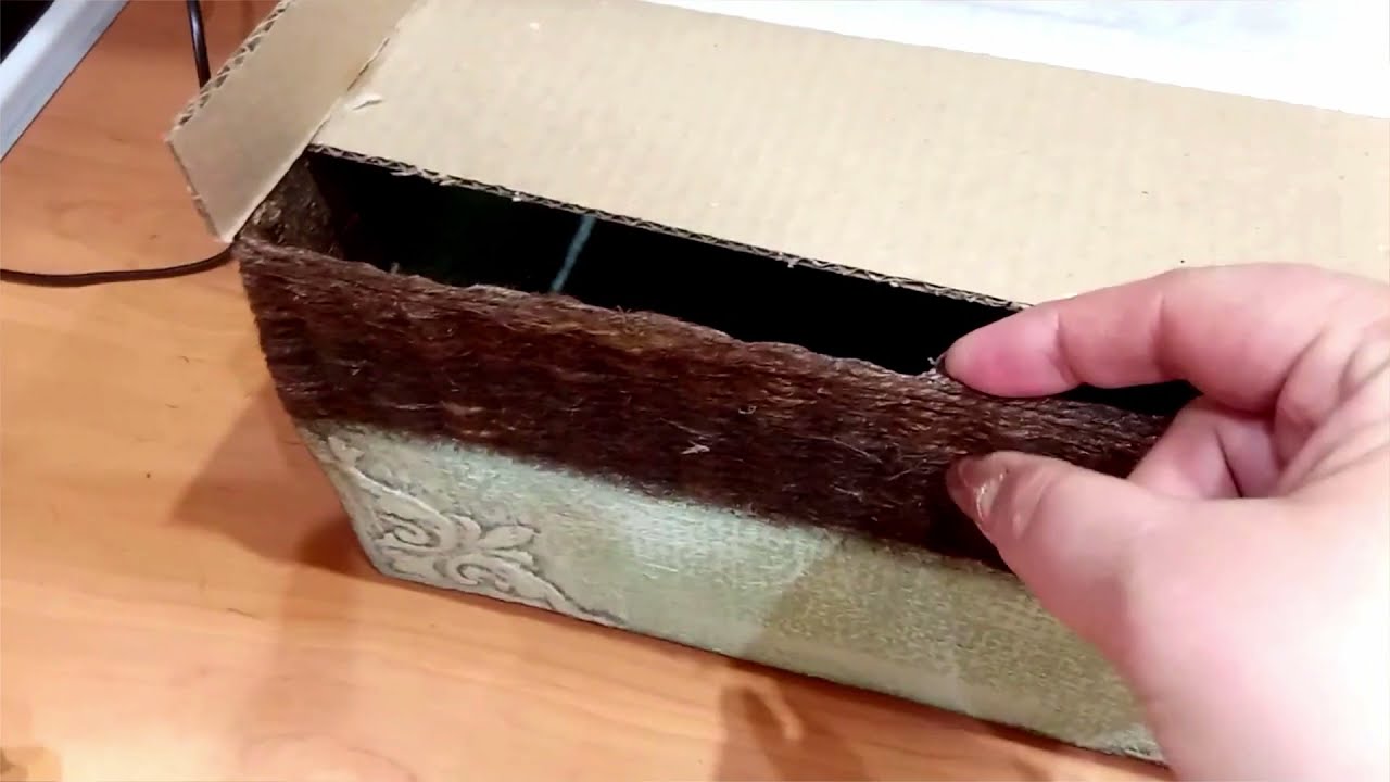 Идея из картонной коробки .Как я сделала своими руками себе хлебницу. Крышка