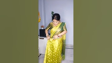 lower pleats making tips & guide for beginners | saree draping #shorts #sareedrapping #youtubeshorts