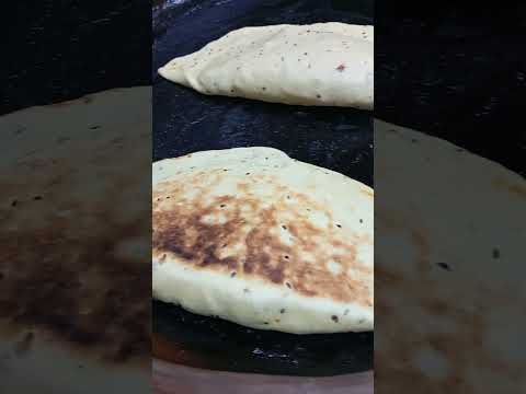 قرية السنافر شباتي بابا سنفور    بنة عالمية   97 432 336
