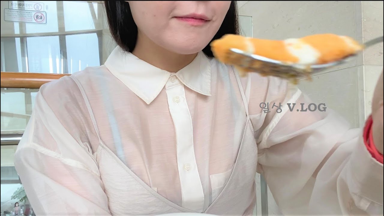 [7월 일상 먹방 브이로그] 문화생활도 먹으면서 해줘야지 (국립중앙박물관 매운떡볶이 명동교자 콩국수 한라봉케익 냉모밀 돈까스)