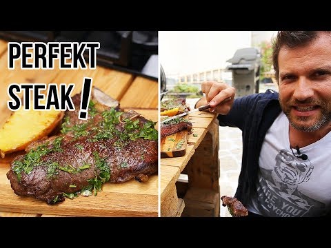 Videó: Hogyan Lehet Grillezni Egy Marhahús Steaket Egy Grill Serpenyőben