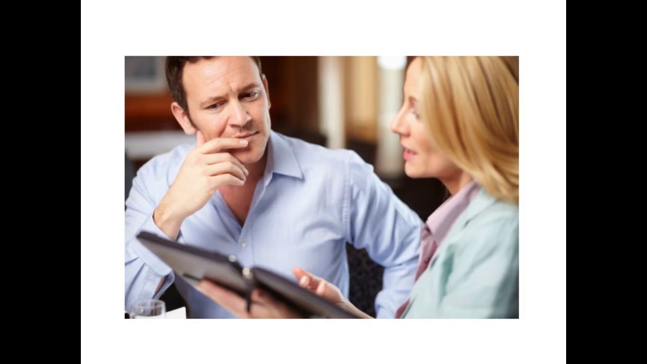 Покупатель не доволен. Недовольный покупатель. Довольный клиент. Разговор с клиентом. Довольный клиент.