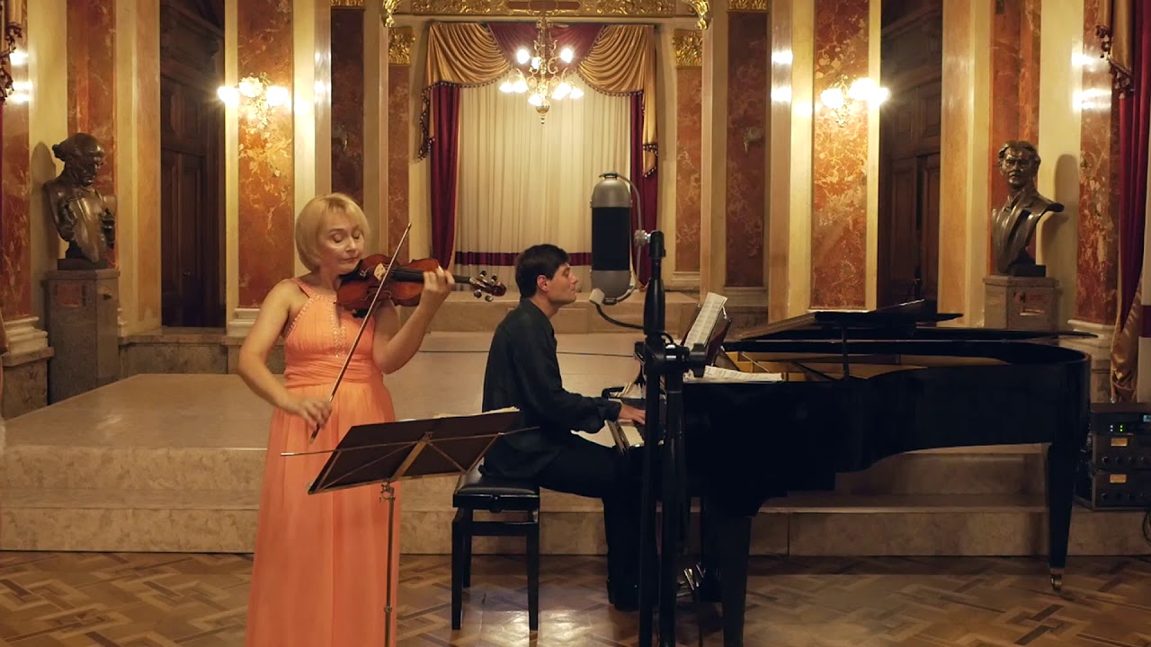 plusDebussy - La plus que lente