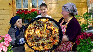 UZBEK PLOV: Grandma Cooked traditional Uzbek pilaf with meat! A sunny day