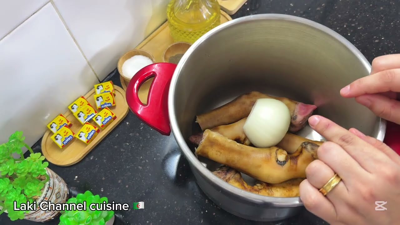 الكرعين بالحمص بطريقة مختلفة خاصة بالغرب الجزائري لازم تجربوهم بهاذ الطريقة شطيطحة كرعين😋