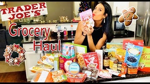 VLOGMAS DAY 1 | TRADER JOES HOLIDAY HAUL | TRADER JOES GROCERY HAUL