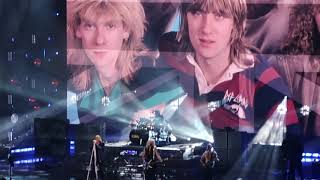 Def Leppard - 'Photograph' - Rock and Roll Hall of Fame - Barclays Center - Brooklyn, NY - 3/29/19