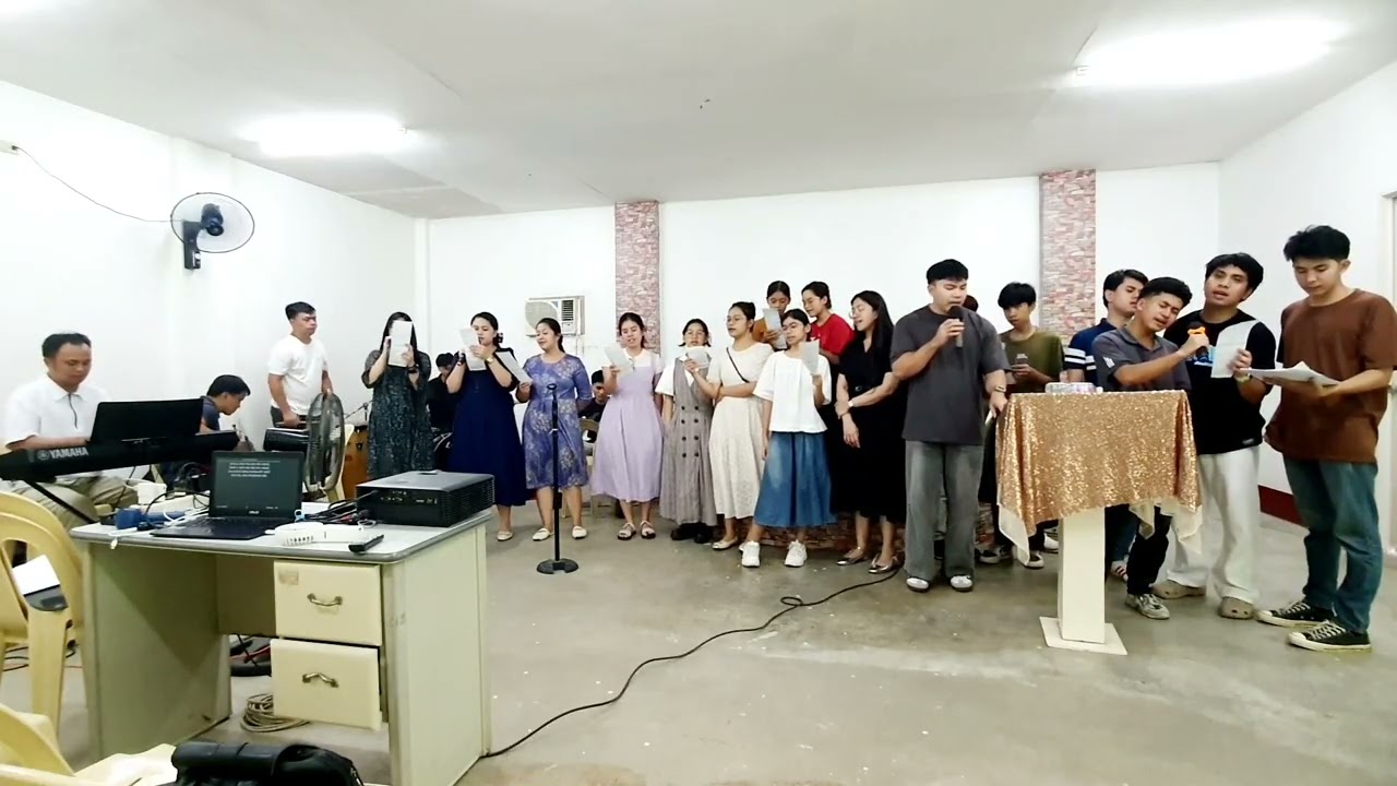 May Lakas Ang Ngalan Mo - ft. sis Ella Tilaon