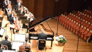 Hamelin plays Chopin Waltz Op.  64 .No  1 (a little bit different)