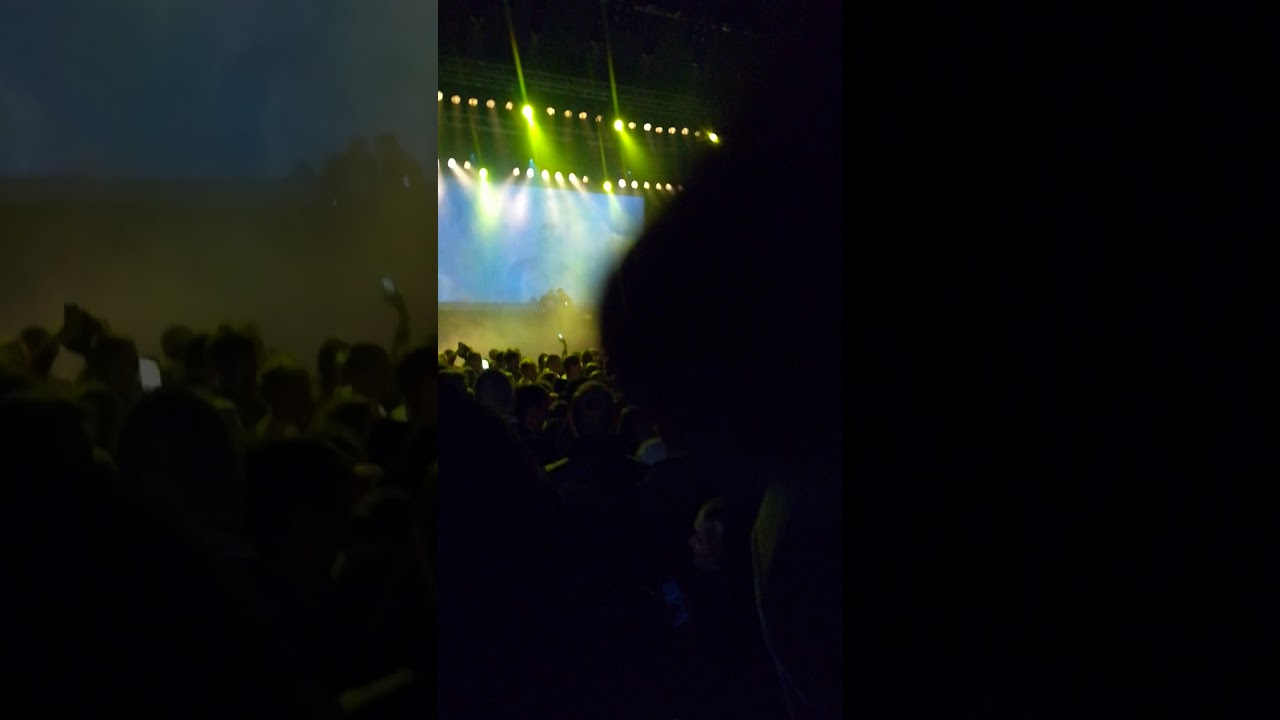 Sentrum scene Kamelen Si Ingenting Gmix 12.01.2018