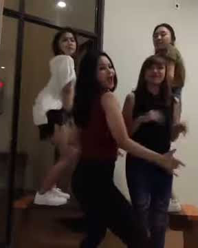 Aslinya tiktok bosku sonia darll (asikkkk manul bosku)