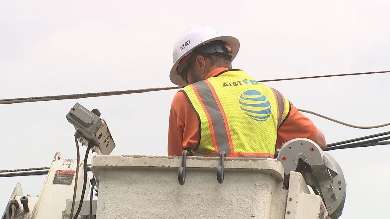Police arrest copper wire thieves disguised as AT&T workers | WSOC-TV ...