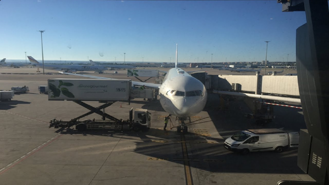 Delta 767-400 Transatlantic Redeye Economy Review Atlanta to Madrid