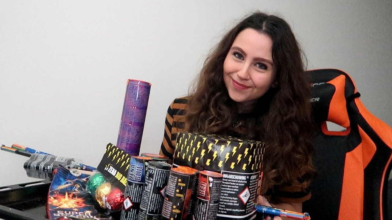 VUURWERK HALEN IN BELGIE & AFSTEKEN! YouTube VUURWERK HALEN IN BELGIE & AFSTEKEN! YouTube