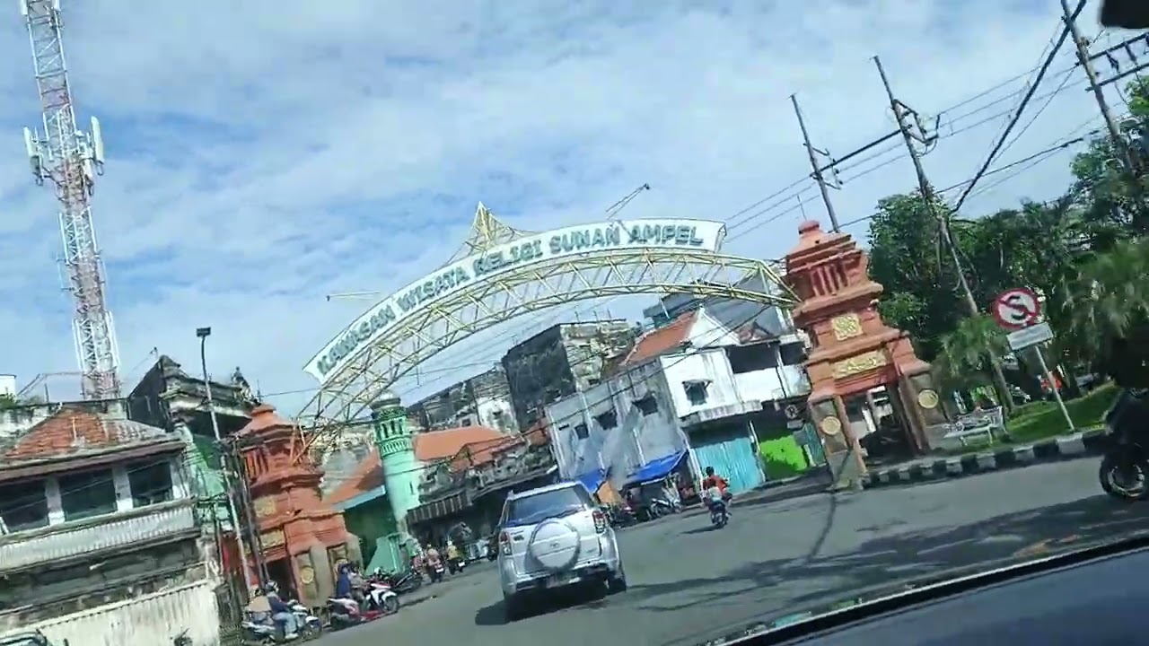 Ziarah sunan ampel