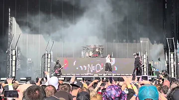 Bad Omens with Poppy V.A.N live Sick New World 2024 Las Vegas, NV 4/26/24 4K