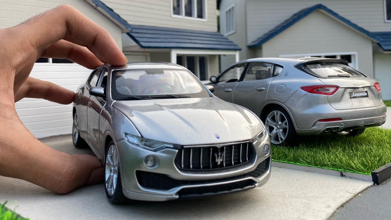 Unboxing a Mini Maserati Levante SUV Diecast Model, Offroading