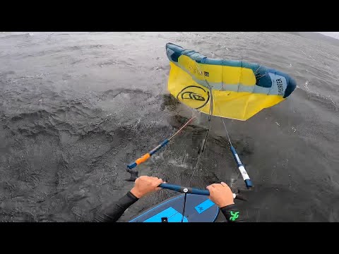 Wingkiting with the Flysurfer Hybrid 5.5