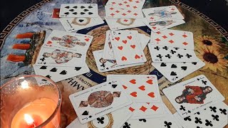 картинка: Крестовый король ♣️ и Червовая дама ♥️ : Как сложатся ваши взаимоотношения до конца года...?