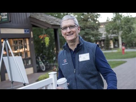 Video: Tim Cook dává zhruba 5 milionů dolarů z ceny akcií společnosti Apple