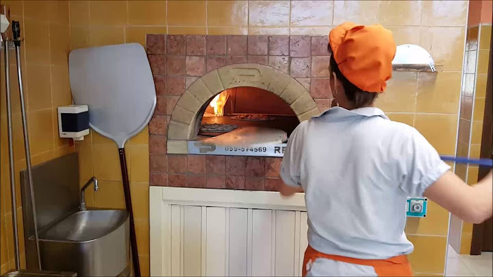 7 infornare le pizze
