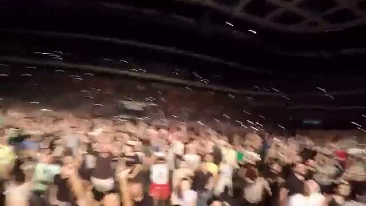 Linkin Park – Burn It Down [GoPro] (Live in Moscow, Russia, 29.08.2015) [Fan-Zone]