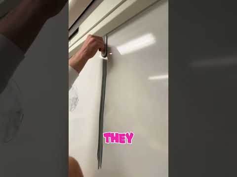 They pranked their teacher 😳🧽