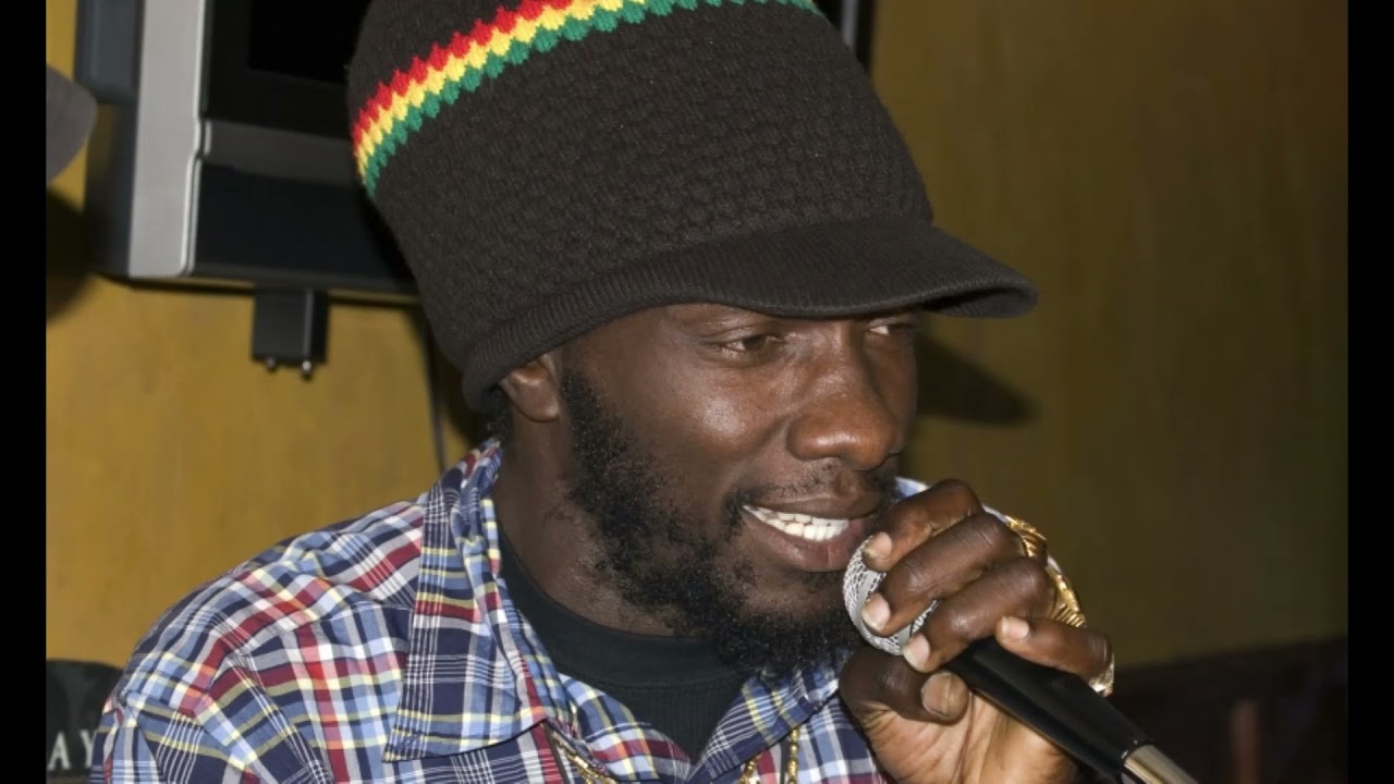 Natural Black - Never Hurt You (Audio)