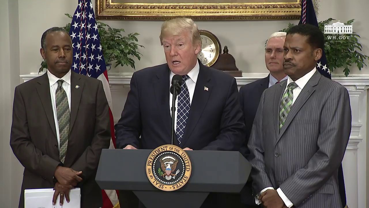 president trump signs a proclamation to honor dr martin luther king closed for martin luther king day signs