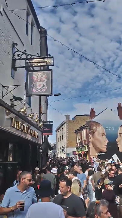 Oasis 04/07/25 Pre gig street #oasis #oasisreunion #oasis2025