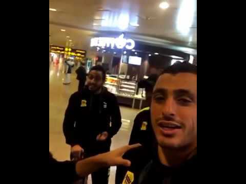 يا رب كهربا يعزمنا لو مره في حياته عكايشي