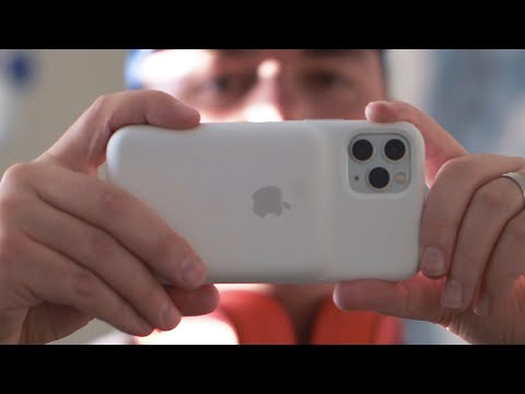 iPhone 11 Smart Battery Case Review - The Camera Shortcut Button Is   