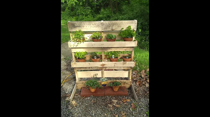 Building A Pallet Herb Garden