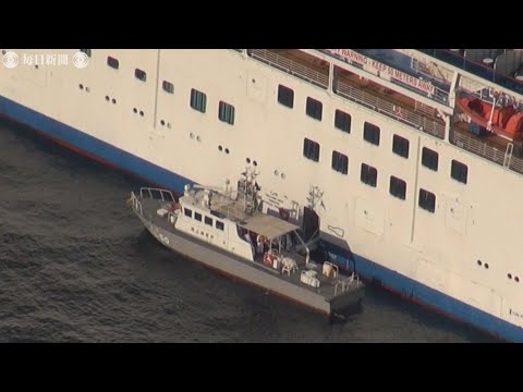 空撮：新型コロナ国内初の集団感染　横浜のクルーズ船10人確認　他の乗客らも14日間船内に